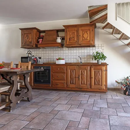 Au Petit Chevrot 2* Αόστα