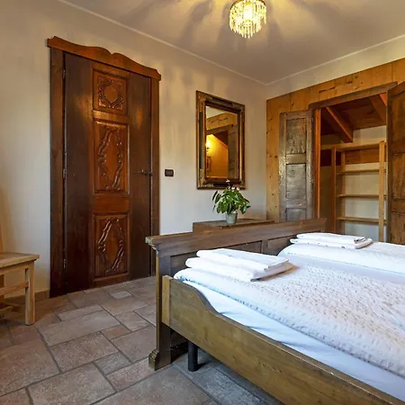 Au Petit Chevrot Αόστα