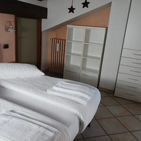 Au Petit Chevrot Aparthotel