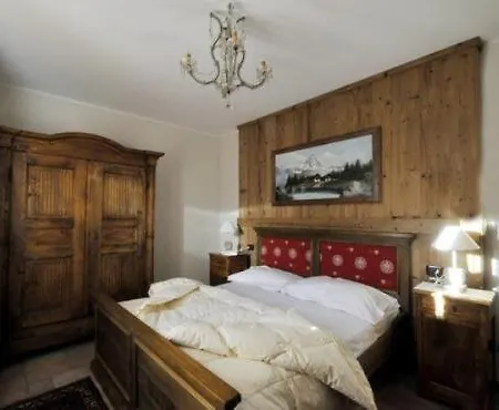 Au Petit Chevrot Cerise