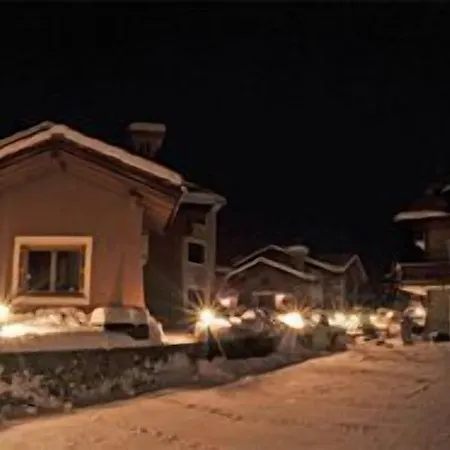 Au Petit Chevrot Hotel apartamentowy