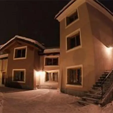 Hotel apartamentowy Au Petit Chevrot 4*