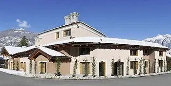 Au Petit Chevrot Hotel apartamentowy 4*