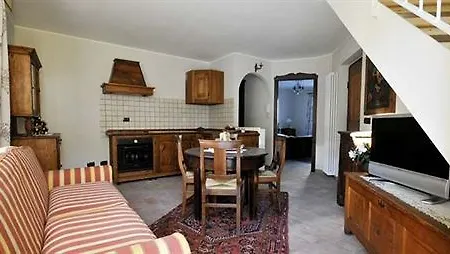 Au Petit Chevrot Aparthotel